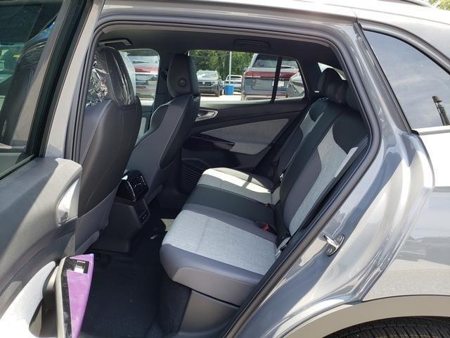 new 2025 Volkswagen ID.4 car, priced at $49,579
