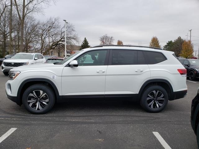 new 2025 Volkswagen Atlas car, priced at $41,038