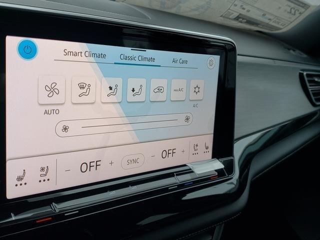 new 2026 Volkswagen Atlas Cross Sport car, priced at $46,357