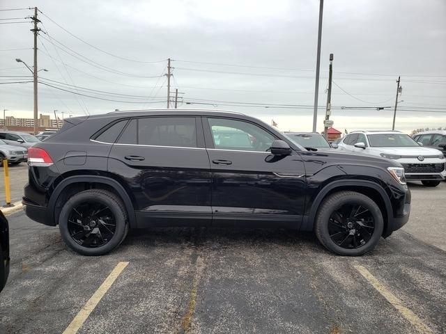 new 2026 Volkswagen Atlas Cross Sport car, priced at $46,357