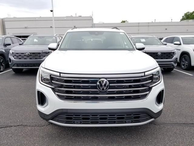 new 2024 Volkswagen Atlas car, priced at $44,553