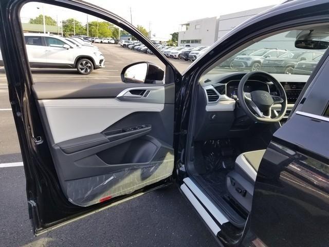 new 2025 Volkswagen Taos car, priced at $31,728
