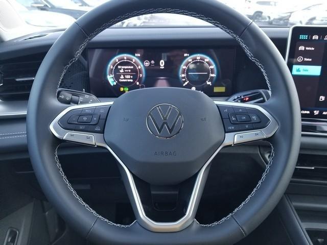 new 2025 Volkswagen Tiguan car, priced at $33,225