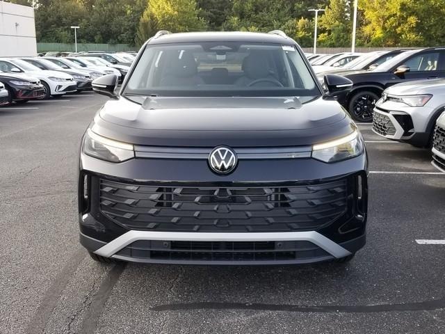 new 2025 Volkswagen Tiguan car, priced at $33,225