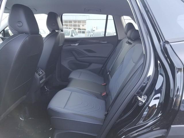 new 2025 Volkswagen Tiguan car, priced at $33,225