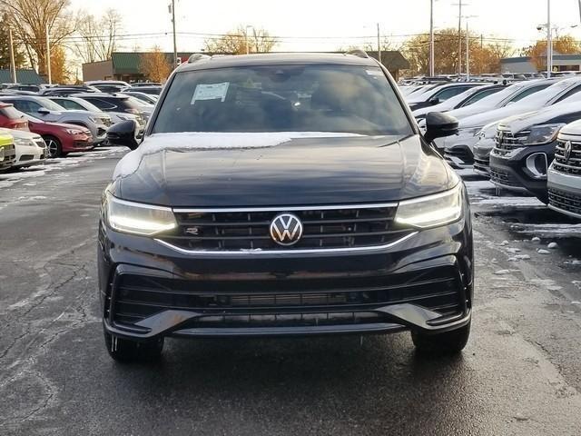 new 2024 Volkswagen Tiguan car, priced at $37,284