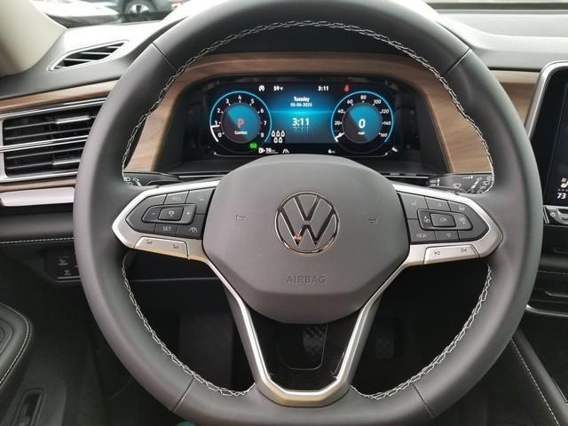 new 2025 Volkswagen Atlas car, priced at $45,295