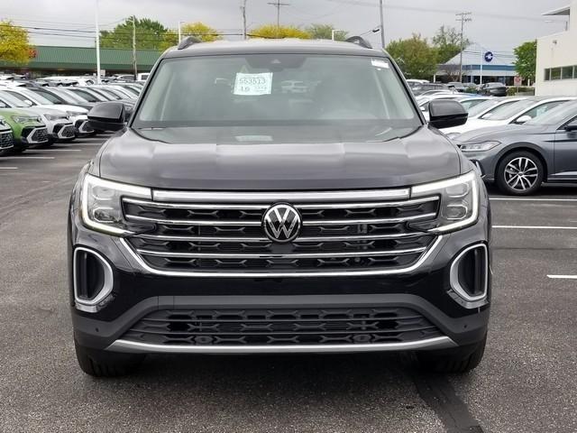 new 2025 Volkswagen Atlas car, priced at $45,295