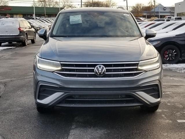 new 2024 Volkswagen Tiguan car, priced at $34,708