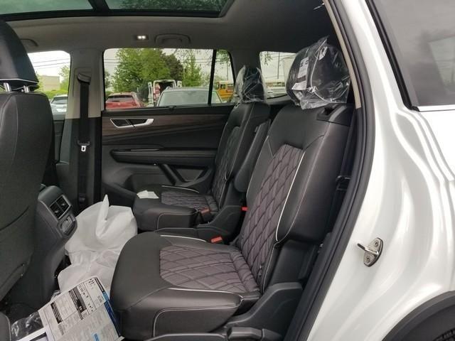 new 2025 Volkswagen Atlas car, priced at $55,175