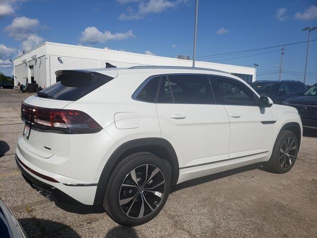 new 2024 Volkswagen Atlas Cross Sport car, priced at $53,065