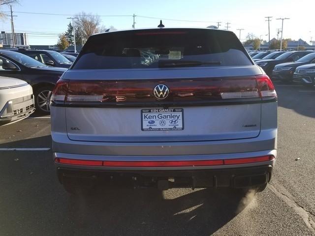 new 2025 Volkswagen Atlas Cross Sport car, priced at $49,741