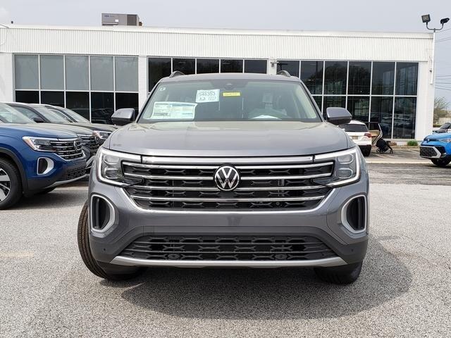 new 2025 Volkswagen Atlas car, priced at $46,327