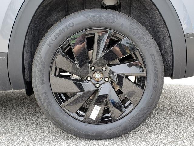 new 2025 Volkswagen Atlas car, priced at $46,327