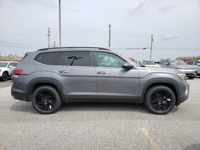 new 2025 Volkswagen Atlas car, priced at $46,327
