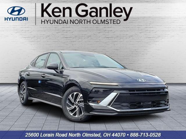 new 2026 Hyundai Sonata Hybrid car, priced at $30,211