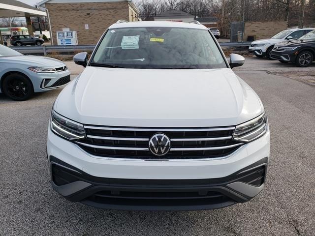 new 2024 Volkswagen Tiguan car, priced at $34,708