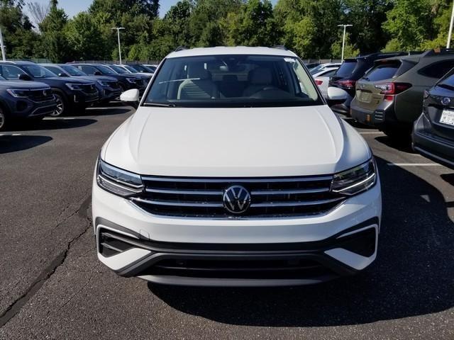 new 2024 Volkswagen Tiguan car, priced at $31,924