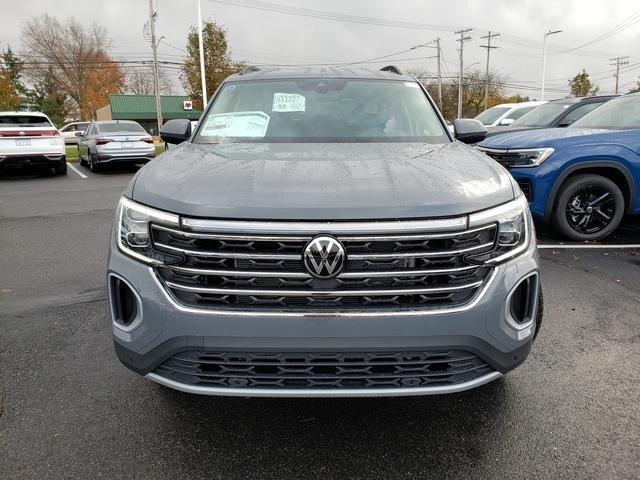 new 2025 Volkswagen Atlas car, priced at $45,150