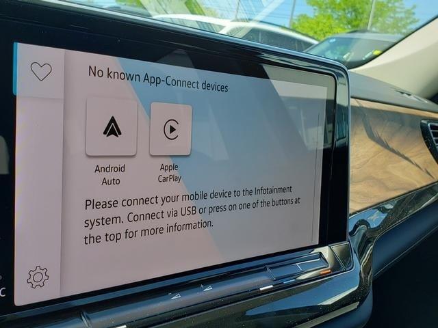 new 2025 Volkswagen Atlas car, priced at $44,783