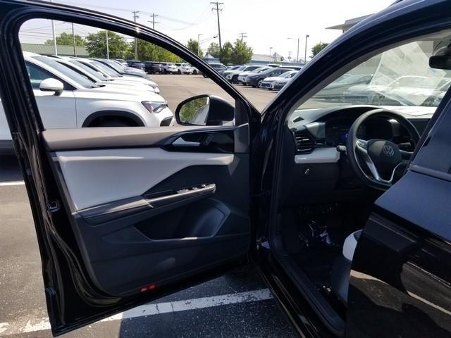 new 2025 Volkswagen Taos car, priced at $29,501