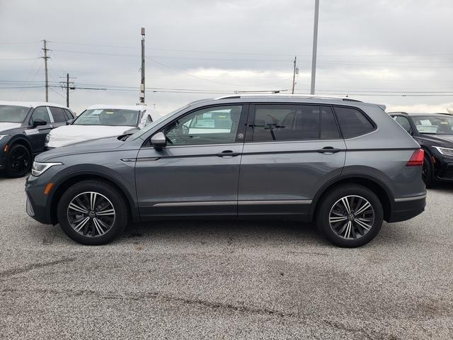 new 2024 Volkswagen Tiguan car, priced at $34,535