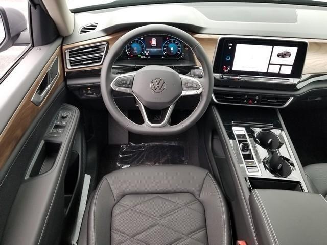 new 2025 Volkswagen Atlas car, priced at $45,295