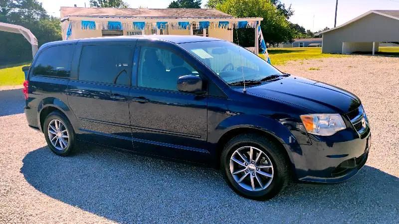 used 2016 Dodge Grand Caravan car, priced at $5,895