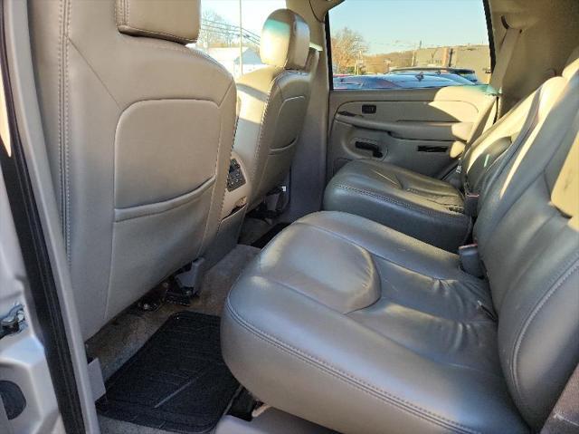 used 2005 GMC Yukon car, priced at $6,500