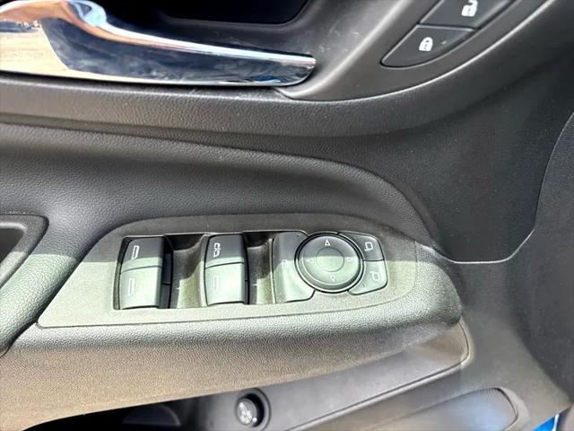 used 2023 Chevrolet Equinox car, priced at $18,850