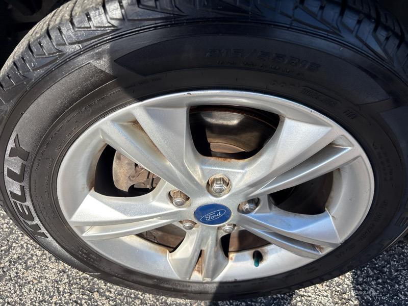 used 2013 Ford Focus car, priced at $5,750