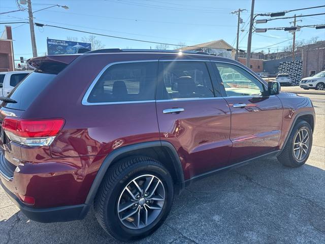 used 2017 Jeep Grand Cherokee car, priced at $10,850