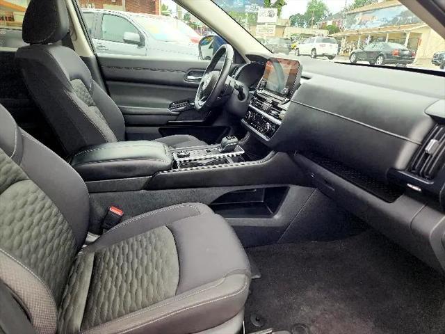 used 2022 Nissan Pathfinder car, priced at $24,900