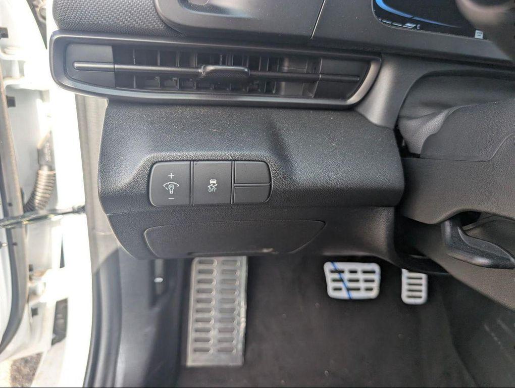 new 2025 Hyundai Elantra car, priced at $24,105