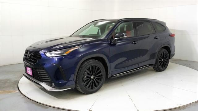 used 2023 Toyota Highlander car, priced at $38,995