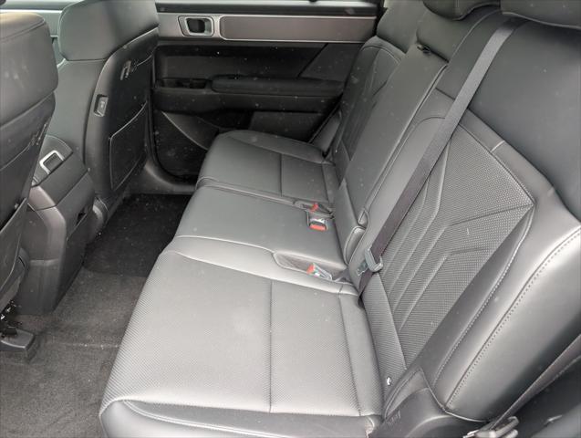 new 2025 Hyundai Santa Fe car, priced at $42,605