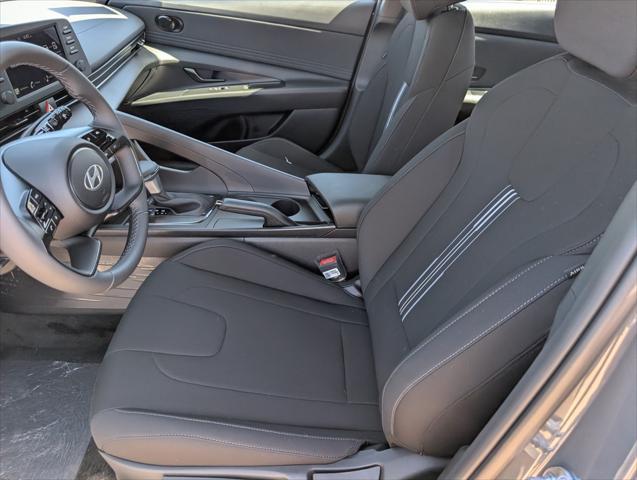 new 2025 Hyundai Santa Fe car, priced at $42,605