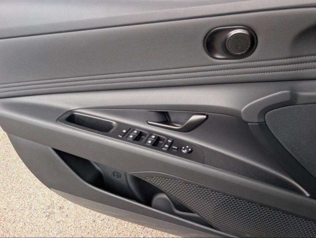 new 2025 Hyundai Elantra car, priced at $28,670