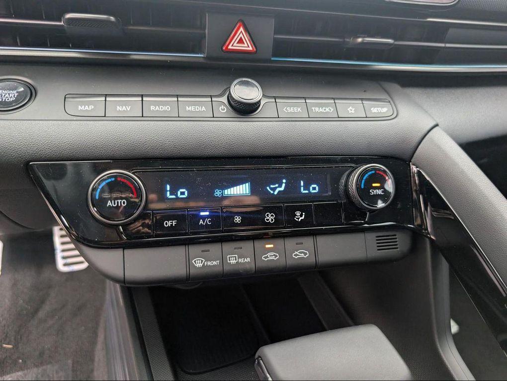 new 2025 Hyundai Elantra car, priced at $28,670