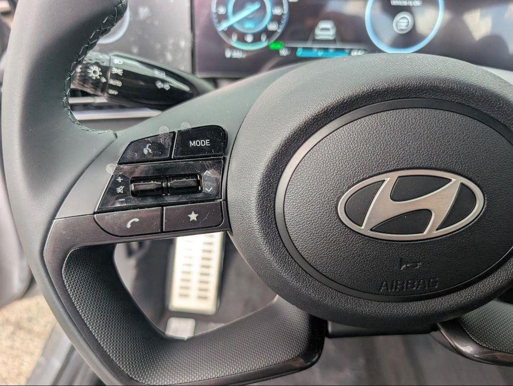 new 2025 Hyundai Elantra car, priced at $28,670