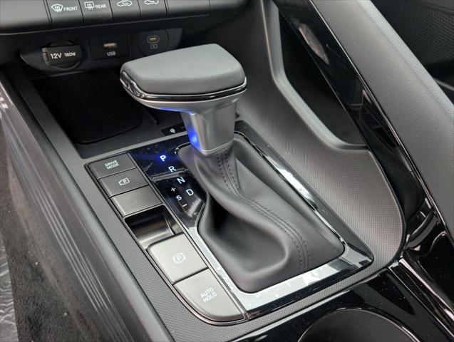 new 2025 Hyundai Elantra car, priced at $28,670