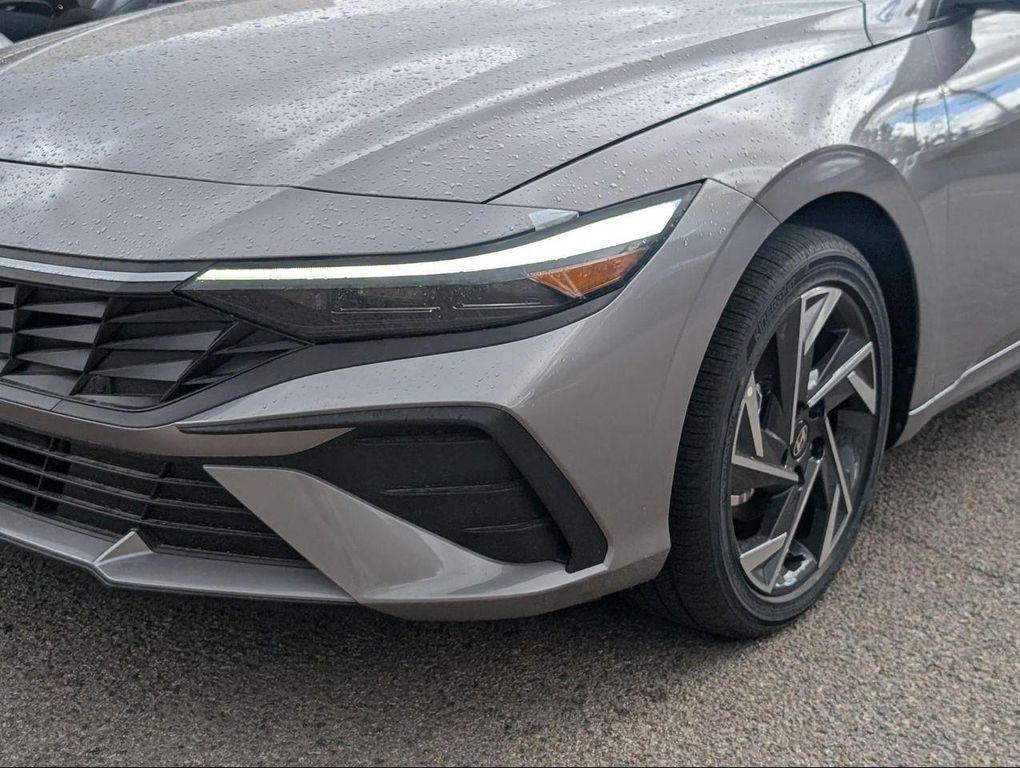 new 2025 Hyundai Elantra car, priced at $28,670