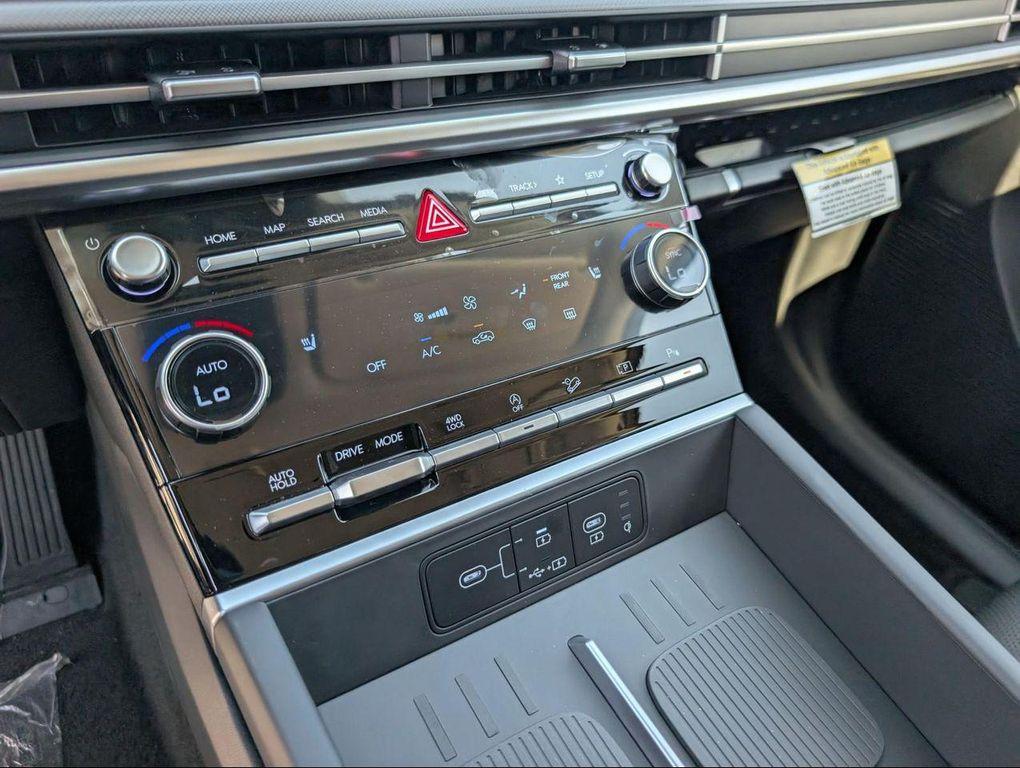 new 2025 Hyundai Santa Fe car, priced at $42,445