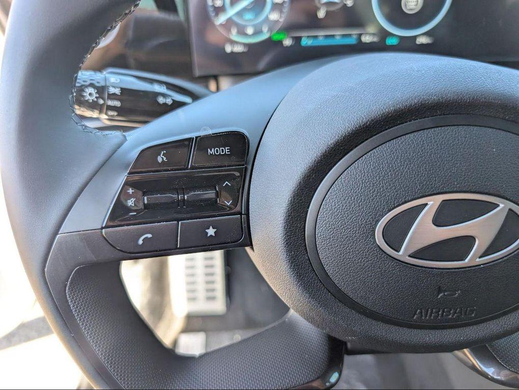 new 2025 Hyundai Elantra car, priced at $29,460