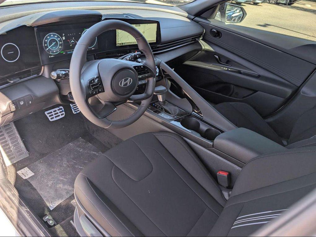 new 2025 Hyundai Elantra car, priced at $29,460
