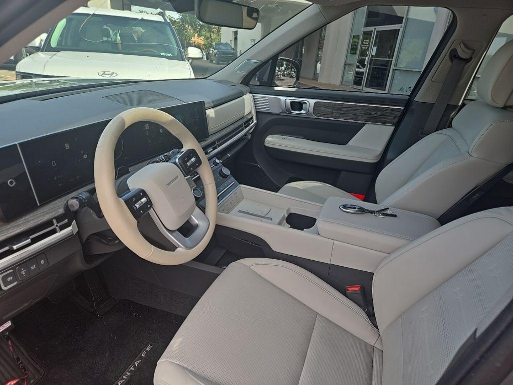 used 2025 Hyundai Santa Fe car, priced at $43,492