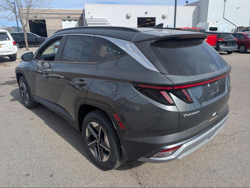 new 2025 Hyundai TUCSON Hybrid car, priced at $37,940