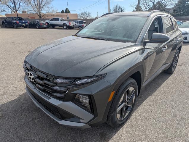 new 2025 Hyundai TUCSON Hybrid car, priced at $37,940