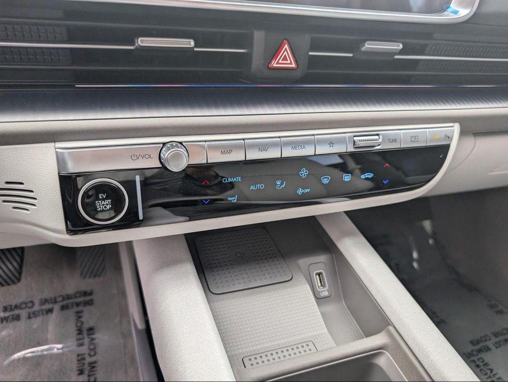 new 2024 Hyundai IONIQ 6 car, priced at $39,694