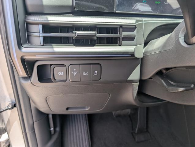 new 2025 Hyundai SANTA FE HEV car, priced at $51,889
